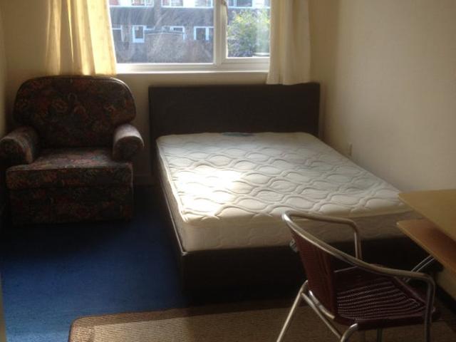 Student House to let In Surbiton Area