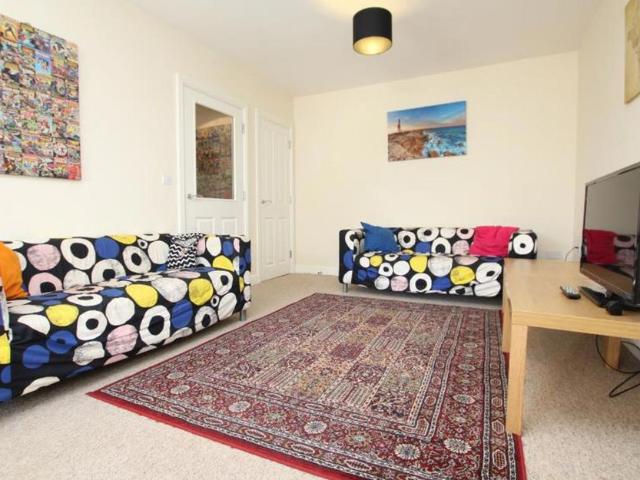 STUDENT HOUSE * 4 Bedroom student property, 10 min walk to University of the West of England. Bills included Move in July 2026