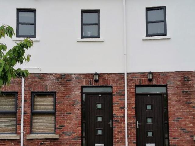 STUDENT LET 2027/28 10 Montague Court Portstewart, BT55 7TE
