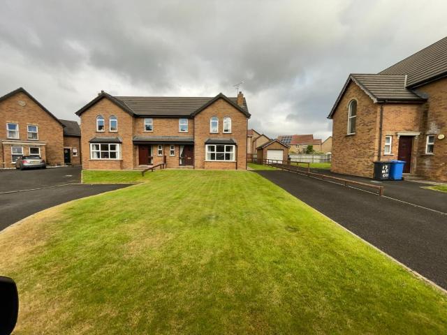 STUDENT LET 2027/28 19 Millfort Close Portstewart, BT55 7GZ