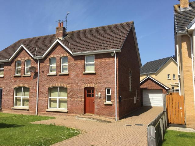 STUDENT LET 2027/28 19 Millrush Drive Portstewart, BT55 7FX