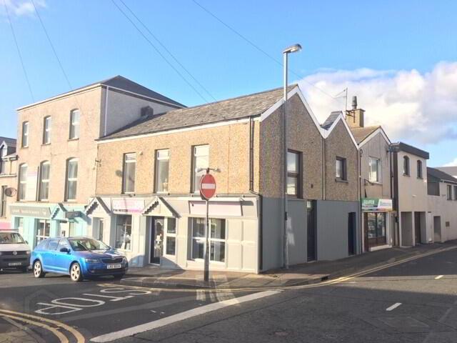 STUDENT LET 2027/28 6 Church Pass Portstewart, BT55 7AQ