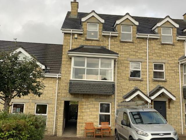 STUDENT LET 2027/28 6 Lissadell Mews Portstewart, BT55 7RW