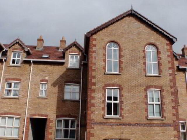STUDENT LET 2027/28 79 Old Mill Grange Portstewart, BT55 7GE