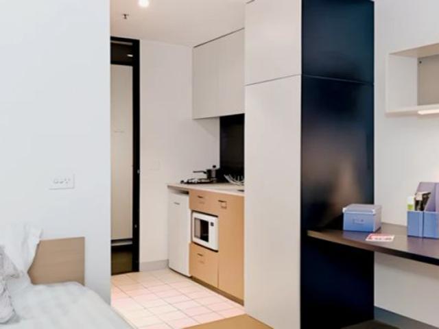 Student Living on Riversdale, Melbourne