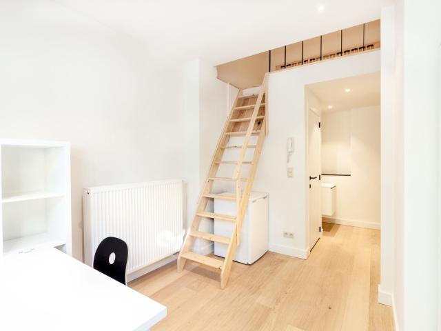 student room with a private bathroom