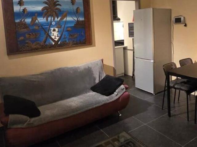 Student studio 55m quiet and close to everything