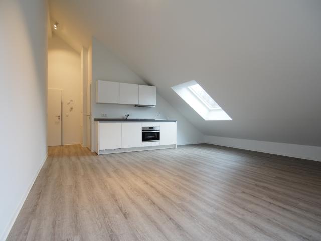 Studentenwohnung im Dachgeschoss Neubau