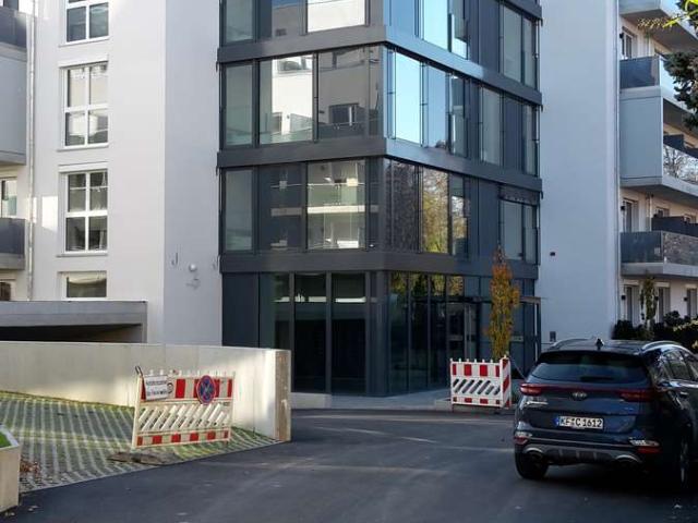 Studenten Apartment mit Balkon