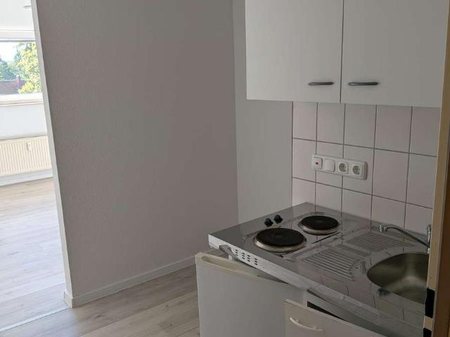 Studenten aufgepasst: komplett renoviertes 1 Zimmer Apartment in der Adolf Ey Strasse