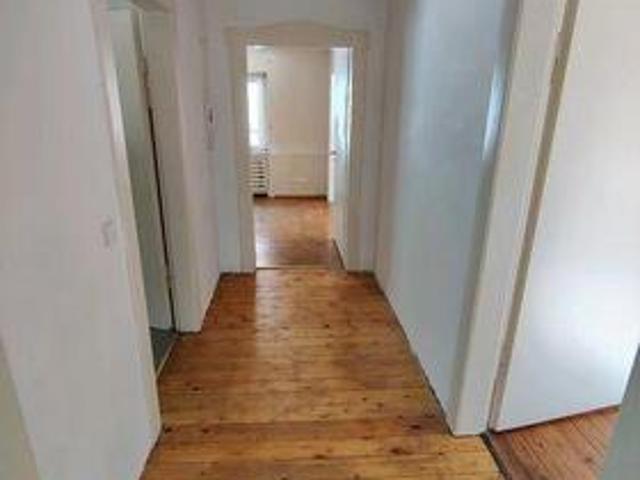 Studenten WG Zimmer 250,00 EUR Kaltmiete, ca.15,00 m²