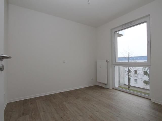 Studenten und Azubis aufgepasst! Gemütliche 2 Zimmer mit EBK, Aufzug und Balkon