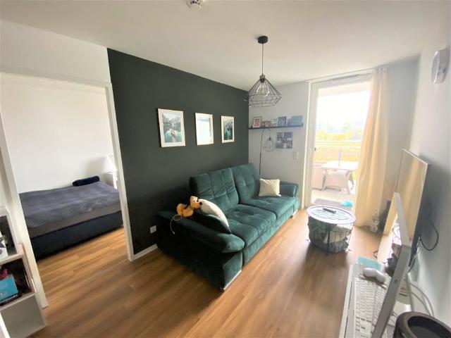 Studenten und Lehrlinge aufgepasst Klein & Fein & Mein und sogar mit Balkon und Fahrstuhl