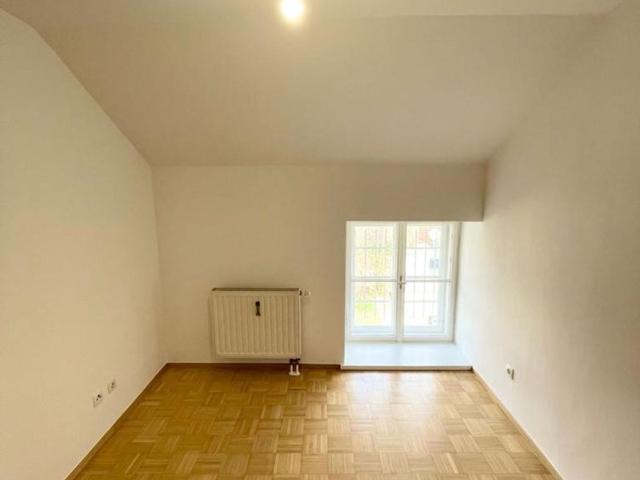 Studentenhit! Einzimmerwohnung in der Elisabethstraße Provisionsfrei!