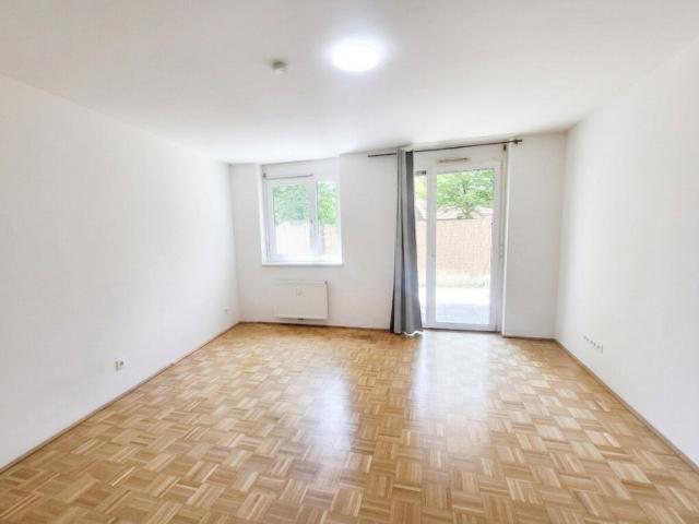 Studentenhit modern mit Balkon in guter Wohnlage