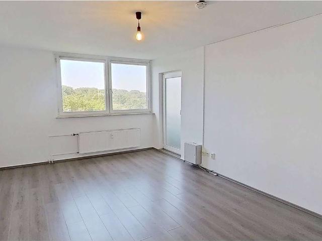 Studentinnen & Azubis aufgepasst: Großes WG Zimmer mit eigenem BALKON in 4er WG in Münster Kinder.