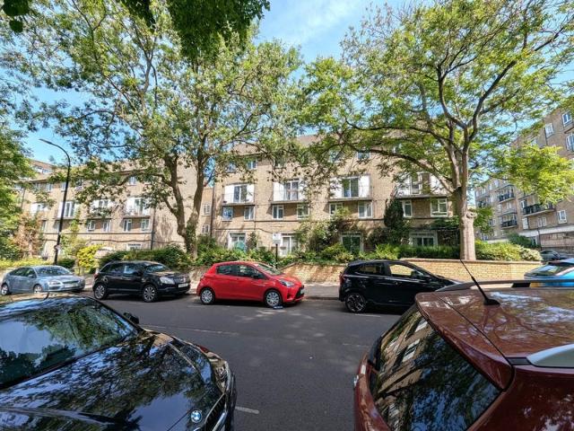 Students Welcome Hmo Licensed 3 Bedroom Flat