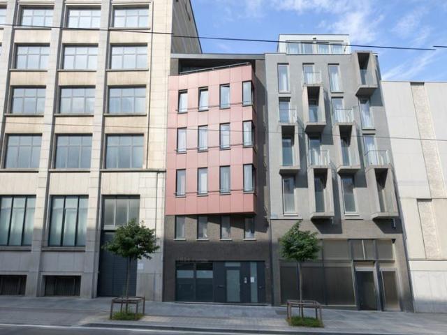 Studentroom — 30 m² — 700 € + 135 € charges