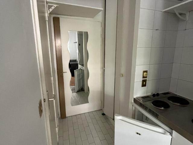 STUDETTE MEUBLEE