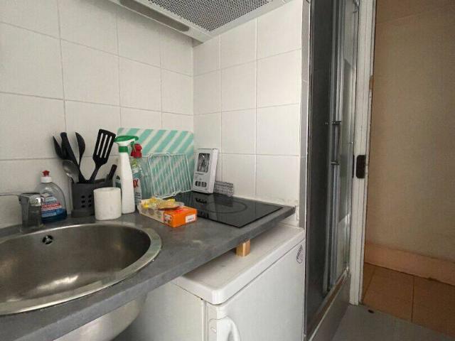 Studette Saint Mande 1 pièce s 10M²
