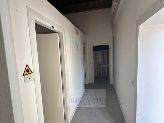 Studio/Ufficio in Affitto