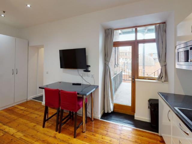 Studio 109, 29A Upper Parliament Street, Nottingham, Nottinghamshire NG1, Room to rent, £845 pcm | PrimeLocation
