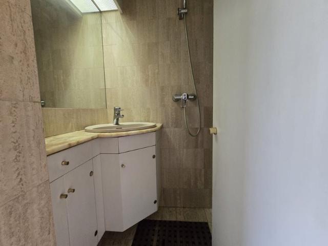 Studio 10,59 m² à vendre à Neuilly Sur Seine 11m² Neuilly sur Seine