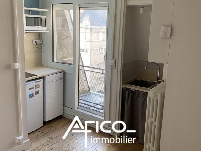 Studio – 11.15 m² – TOURS