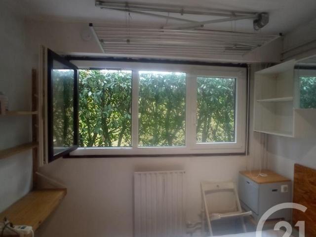 Studio 12 m²