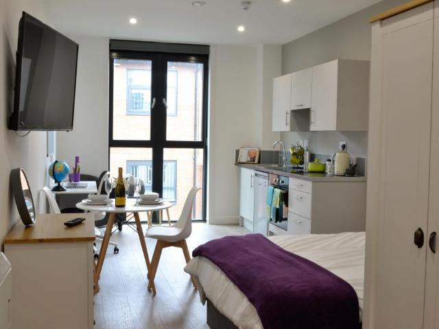 Studio 13, St Marks Court, 12 14 St. Studio to rent £715 pcm £165 pw