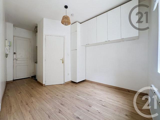 Studio 15 m²