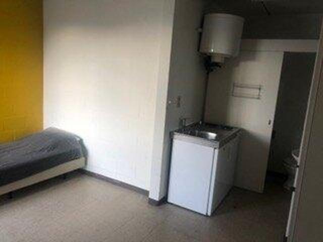 Studio 16 m² rue des fraises à Anderlecht