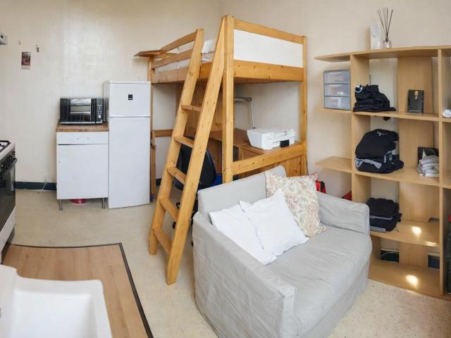 Studio 16 m² Rue Jules Lahaye Lahayestraat à Bruxelles