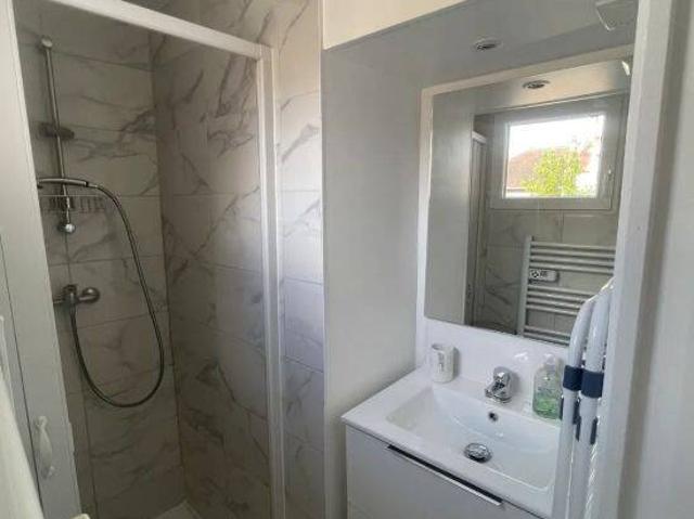 Studio / 17m² / Champigny RER A