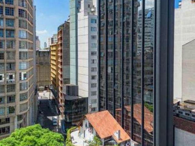 Studio 18,9 a 32,5 m² 1 quartos Centro Curitiba/PR
