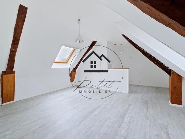 Studio 18 m2 avec parking MOUY