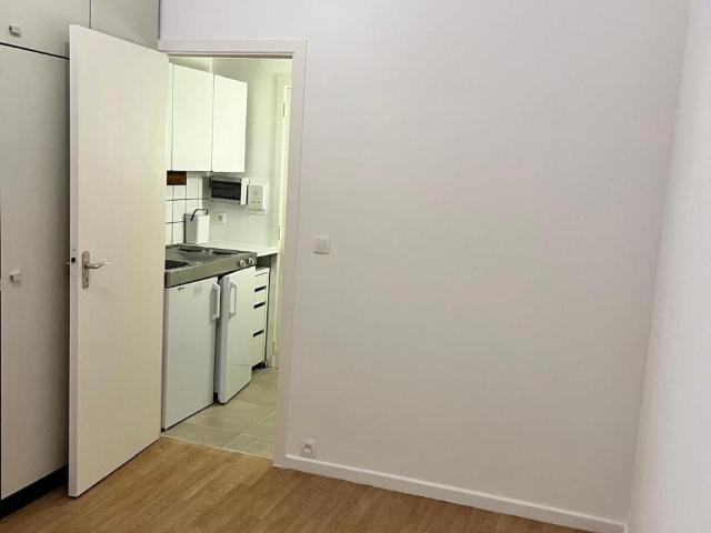 Studio 18 m² Avenue Pierre et Marie Curie à Ixelles