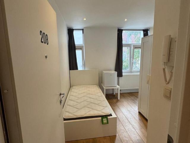 Studio 18 m² Rue du Pélican à Bruxelles