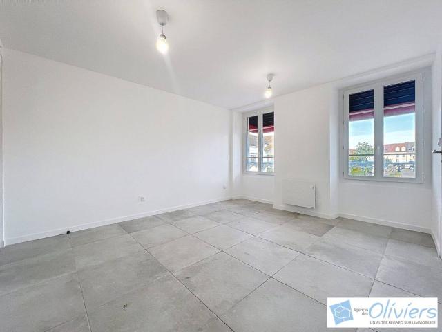 STUDIO 19.00m² VOISINS LE BRETONNEUX