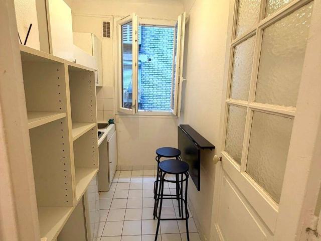 Studio 19 m² à Asnières – Proche gare & Saint Lazare – 700€ CC
