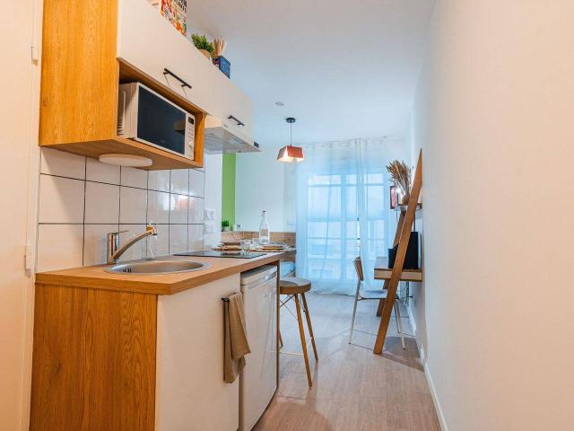 Studio 19 m² en résidence étudiante – Saint Ouen ligne 13/14