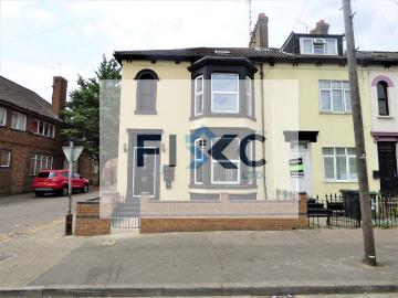 Studio 1, 52 Eastfield Road, Peterborough, Cambridgeshire PE1, 1 bed flat to rent, £650 pcm | PrimeLocation