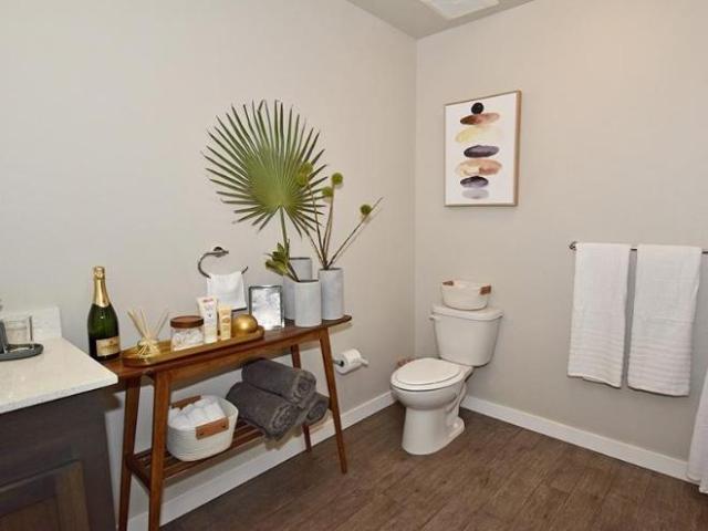 Studio, 1 bath, Apartment 10551 E Jibboom St