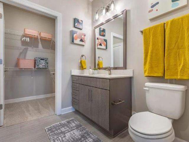 Studio, 1 bath, Apartment 2020 Morton St