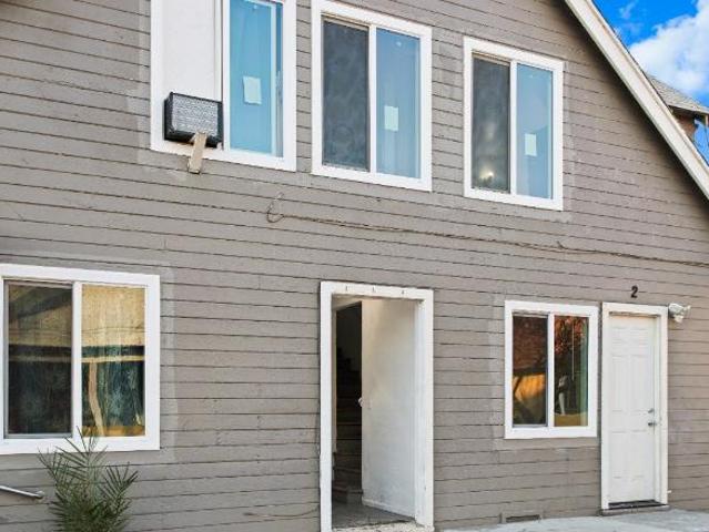 Studio, 1 bath, Condo 1323 Monterey Ave