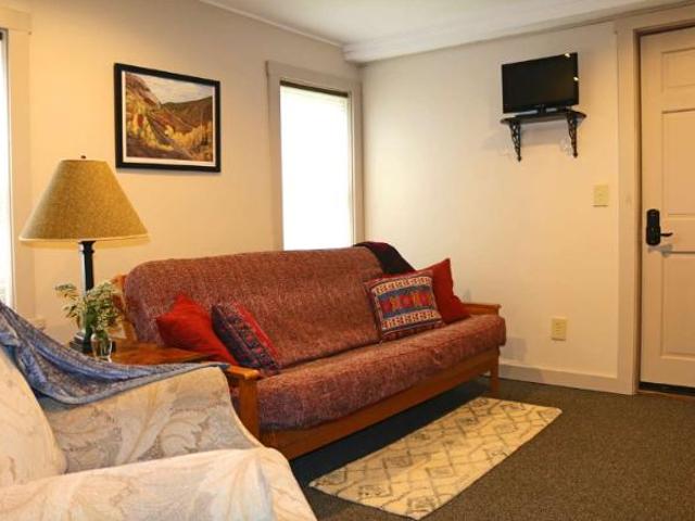 Studio, 1 bath, Single Family 2820 East Conway Road