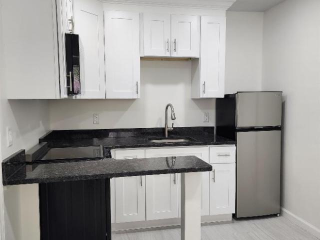 Studio, 1 bath, Single Family 6109 Jackson Street