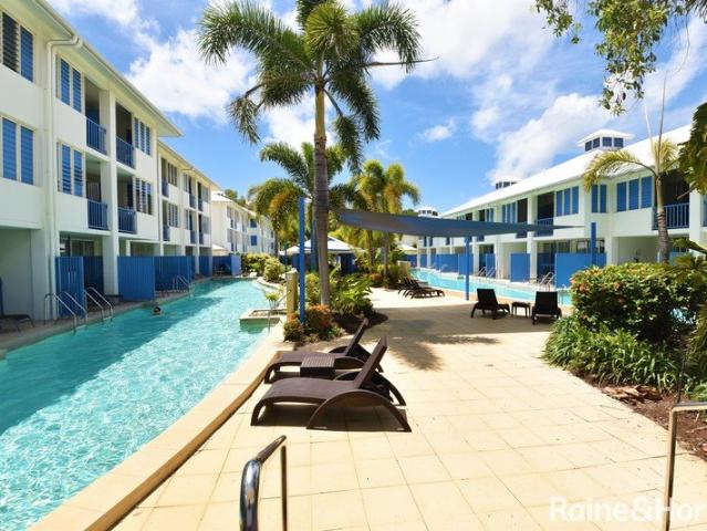 STUDIO: 1 BEDROOM: 1 BATHROOM: FULLY FURNISHED: RESORT SYTLE LIVING
