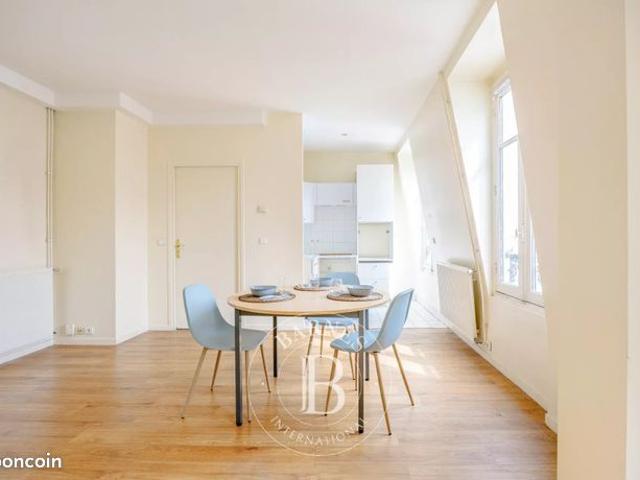 Studio 1 pièce 40 m²