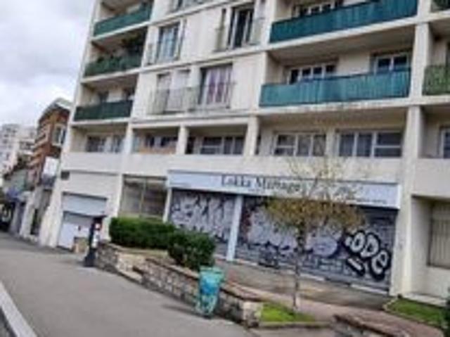 Studio 1 pièce 41 m²